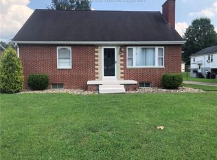 2016 Marquette Ave, Pt Pleasant, WV 25550