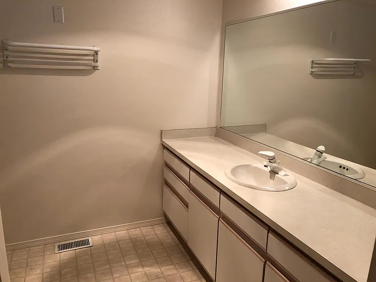 1400 SE Fancy Free Dr #113 — Photo 6