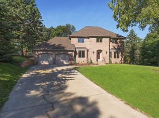 3311 Lametti Cir, Arden Hills, MN 55112