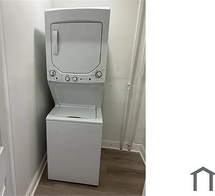 3 bed, $1,990 — Photo 3