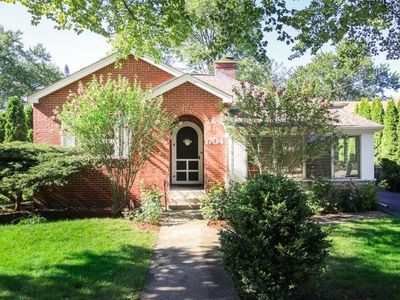 1704 Whitcomb Ave, Des Plaines, IL, 60018