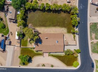 6427 W Larkspur Dr, Glendale, AZ 85304