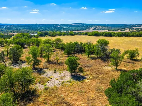 9 The Views Blvd, Fredericksburg, TX 78624