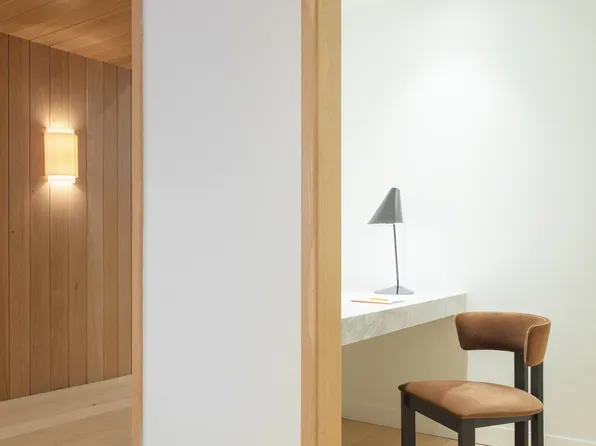 234 East 46th Street image 9 of 17