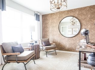 1736 Moluf St, Dekalb, IL 60115