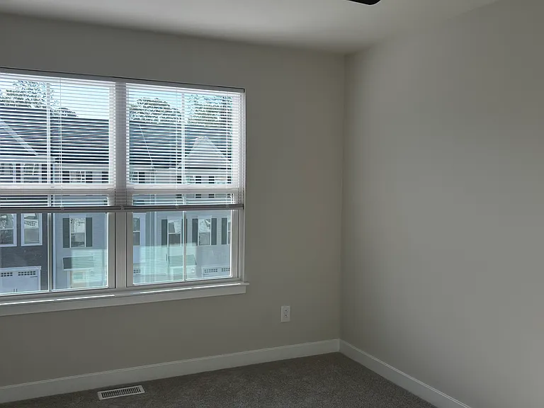 1420 Chowan Ave — Photo 5