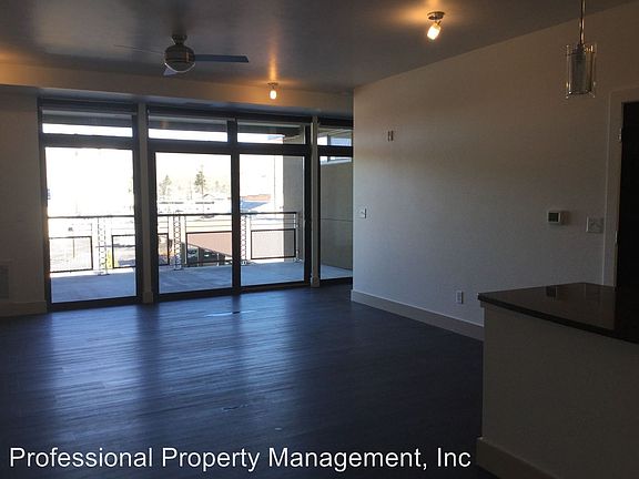 4th image of 812 Toole Ave Unit 211