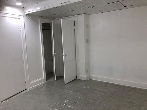 Large closet space