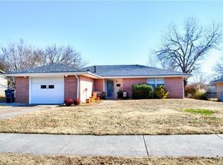 12 Seneca Dr, Shawnee, OK 74801