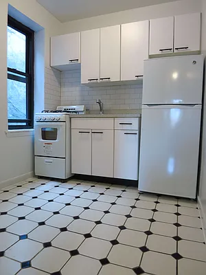 Rented by City & Suburban | media 21