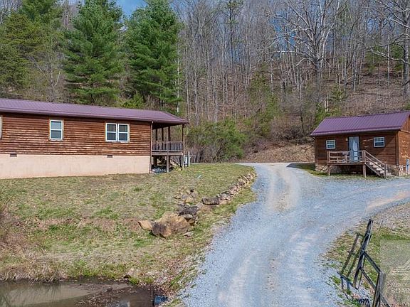 2nd image of 280 Hidden Path Rd
