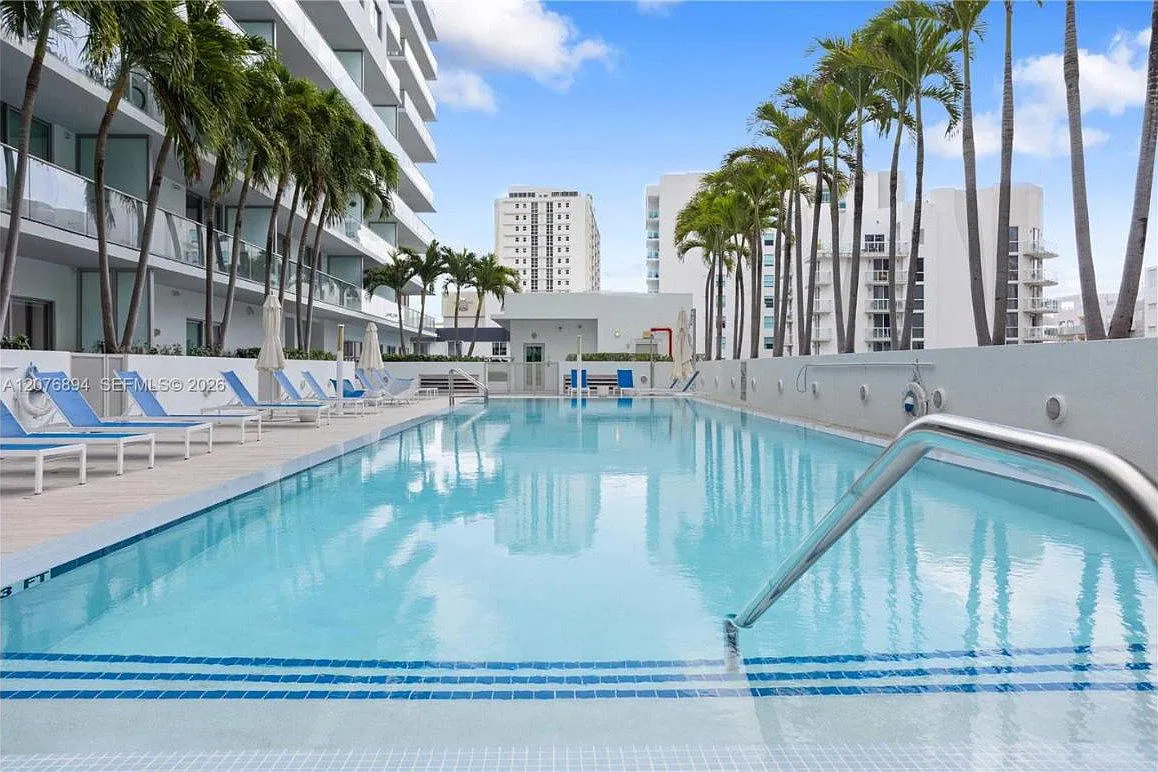 1 bed, 1.0 bath, $2,850 — Photo 1