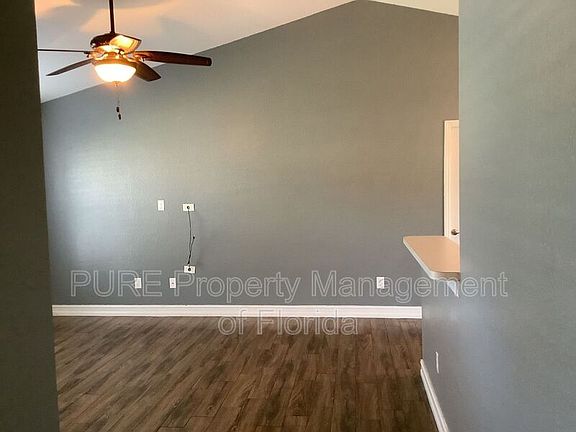 2nd image of 34 Juniper Pass Dr