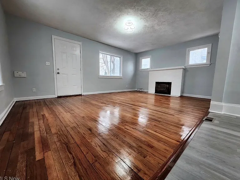 12405 Signet Ave — Photo 7