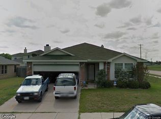 253 Pine Crest Dr, Justin, TX 76247