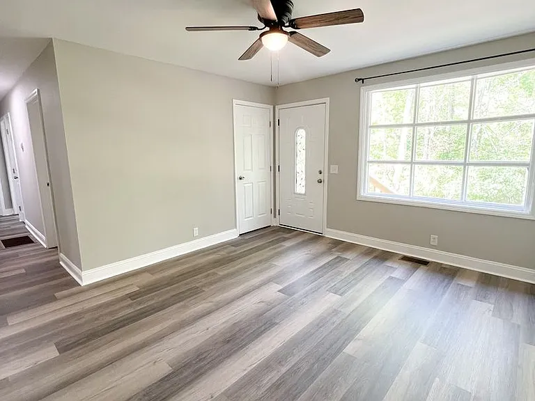 110 Wilson Ct — Photo 6
