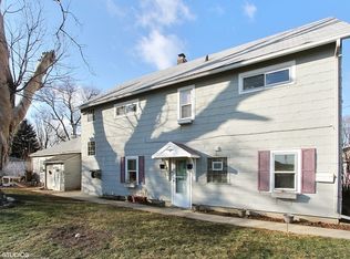 210 E Green St, Bensenville, IL 60106