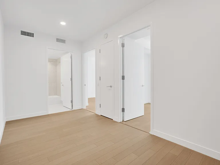 310 Livingston St #601 — Photo 6