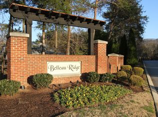 6786 Neville Dr, Ooltewah, TN 37363