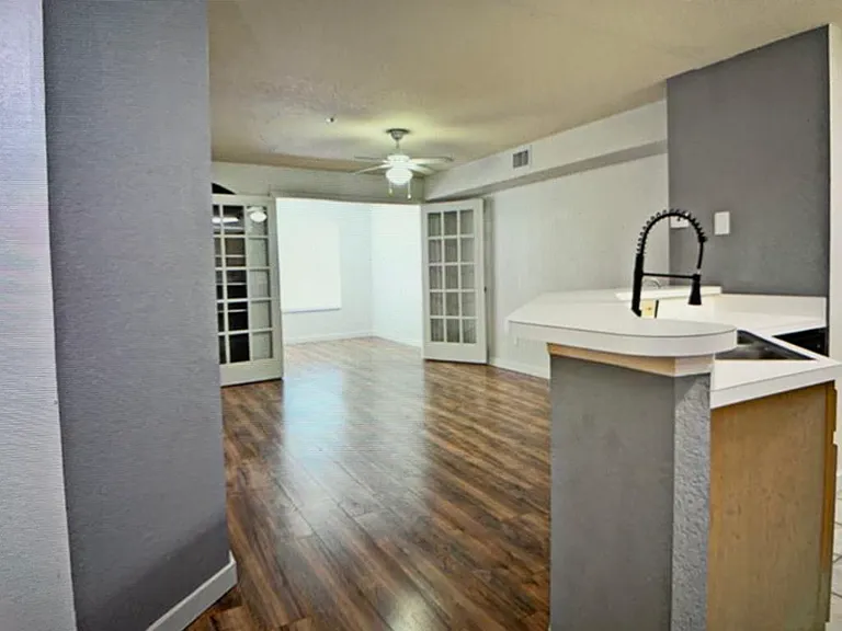 832 Camargo Way #211 — Photo 7