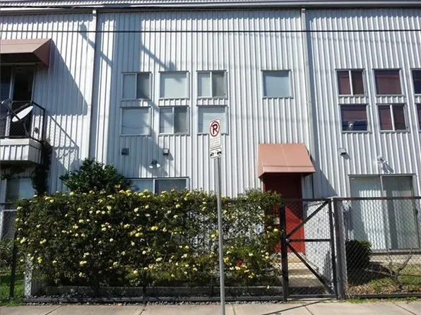 908 Ruthven St, Houston, TX 77019