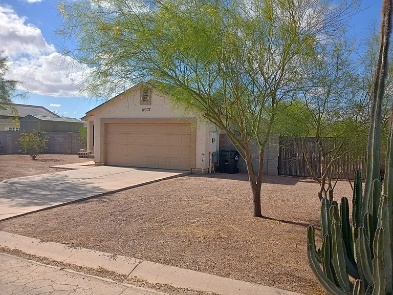 12337 W Lobo Dr — Photo 30