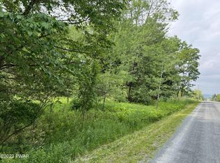 Smith Ln, Honesdale, PA 18431