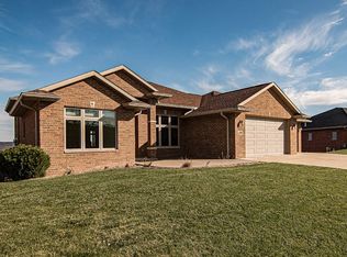 119 River Ridge Dr, Bellevue, IA 52031