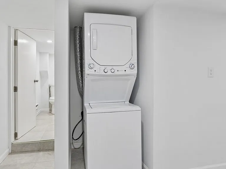 4333 Ventnor Ave #LL1 — Photo 2