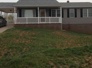 2120 Whispering Pines Rd, Danville, VA 24541