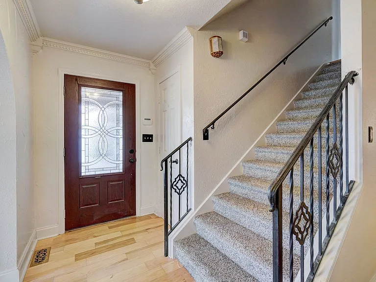 4724 NW 76th St — Photo 3