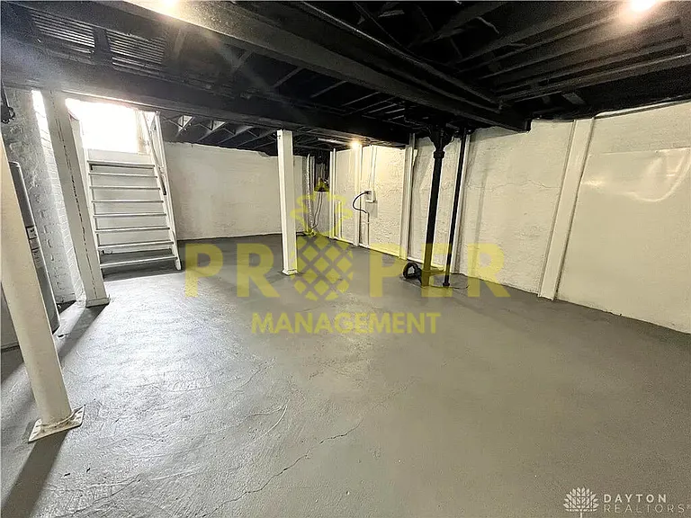 1432 Melrose Ave — Photo 13