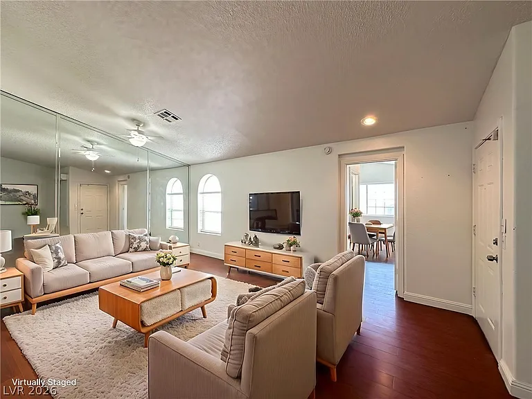 1800 Edmond St #227 — Photo 3
