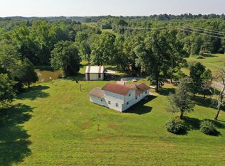 18687 Mauseyville Rd, Creal Springs, IL 62922