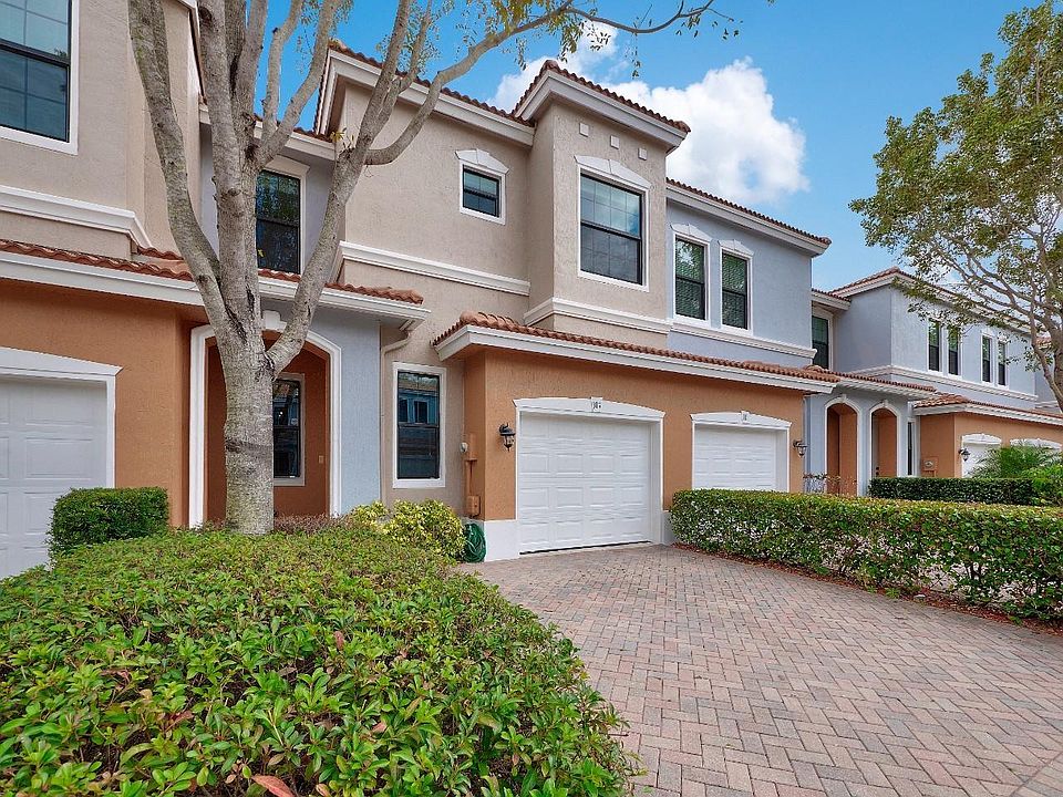 1st image of 107 W Gramercy Square Drive
