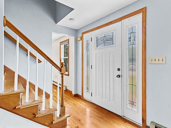 2nd image of 1465 Shawsheen St