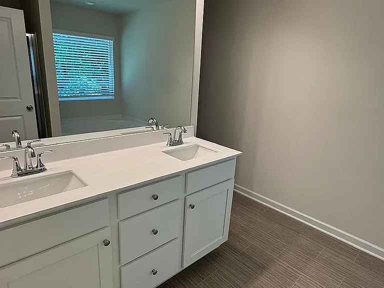 4284 SW Notting Hill Dr — Photo 8