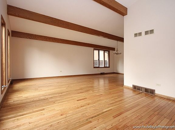 2nd image of 15668 Gouwens Ln