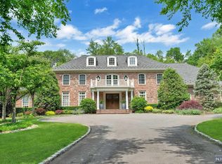 1 Powder Hill Rd, Saddle River, NJ 07458