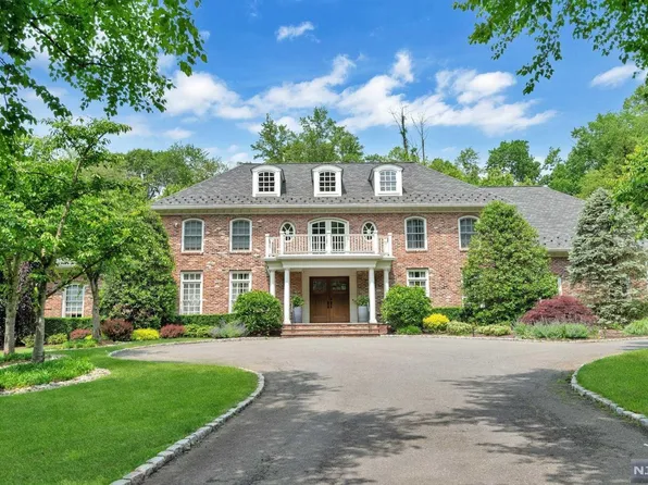 1 Powder Hill Rd, Saddle River, NJ 07458