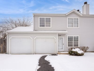 2040 Countryside Ln, Round Lake Beach, IL, 60073