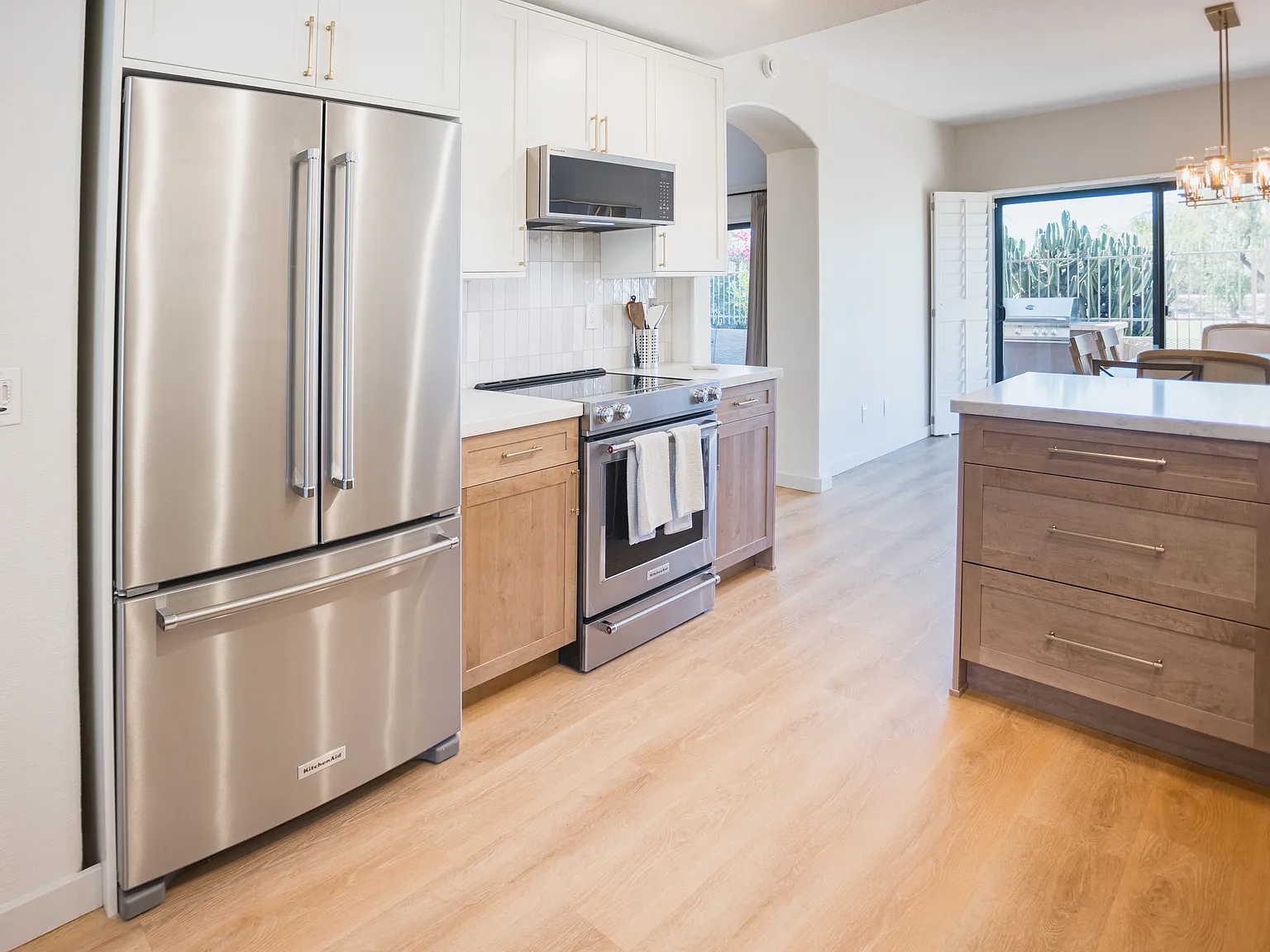 3 bed, 1640 sqft, $7,000 — Photo 4