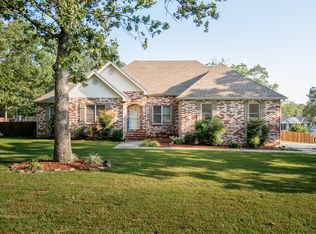 491 Forest Dr, Marshfield, MO 65706
