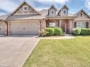 9670 E 139th Pl, Collinsville, OK 74021