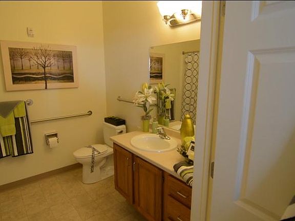 Oak Hill Apartments