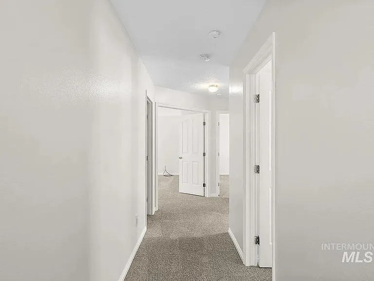 13985 W Chatsworth Ct — Photo 18