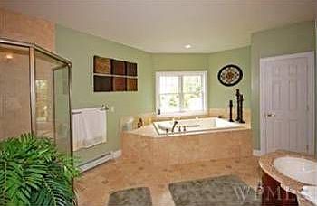 2nd image of 34 Kayla Dr