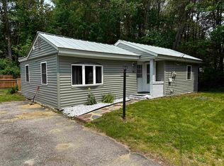 30 Flat Rock Bridge Rd, Rochester, NH 03868
