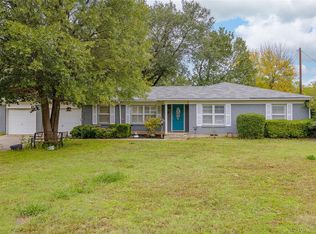 206 Davidson Dr, Terrell, TX 75160