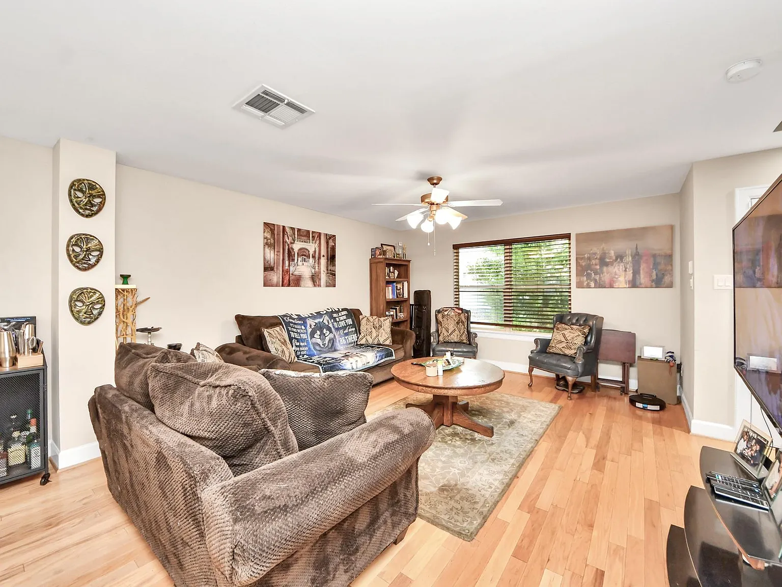 2 bed, 2.5 bath, 1567 sqft, $1,850 — Photo 3